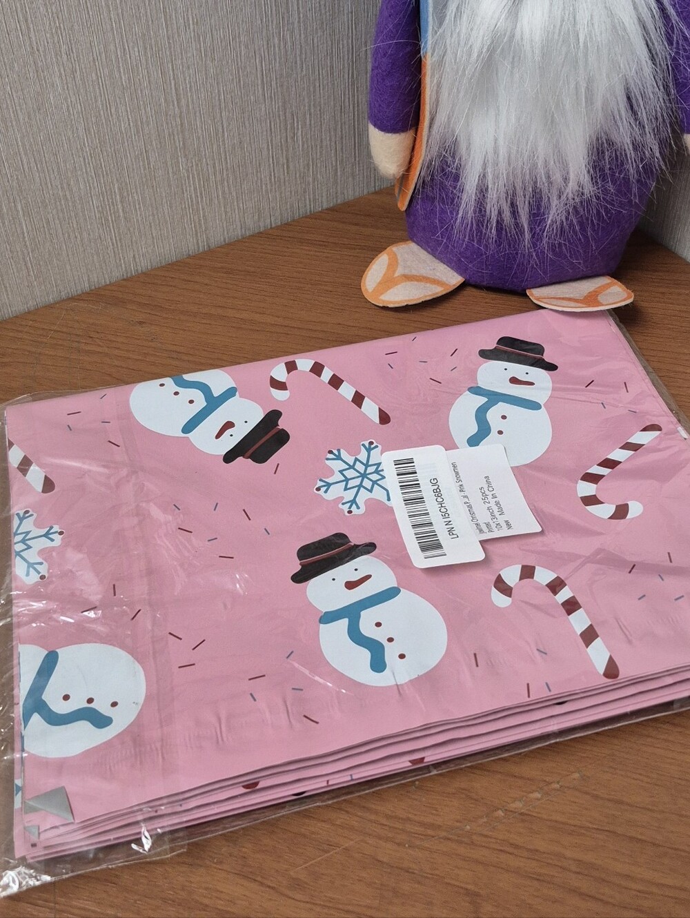 Pink Snowman & Candy Cane Poly Mailers.  25 Count 10"x13". NEW IN BAG
